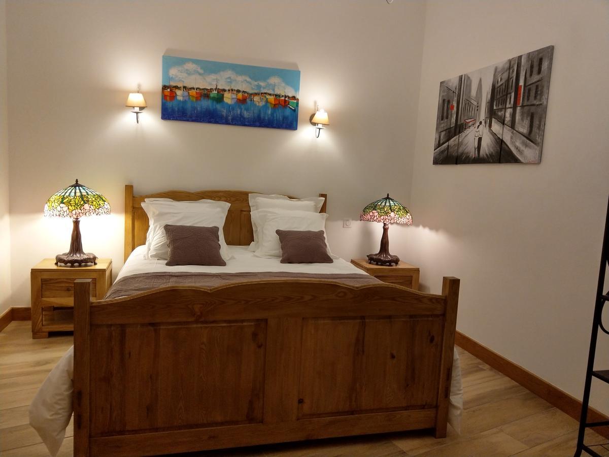 Les Chambres D'Hotes De La Frissonnette Auzelles Bagian luar foto